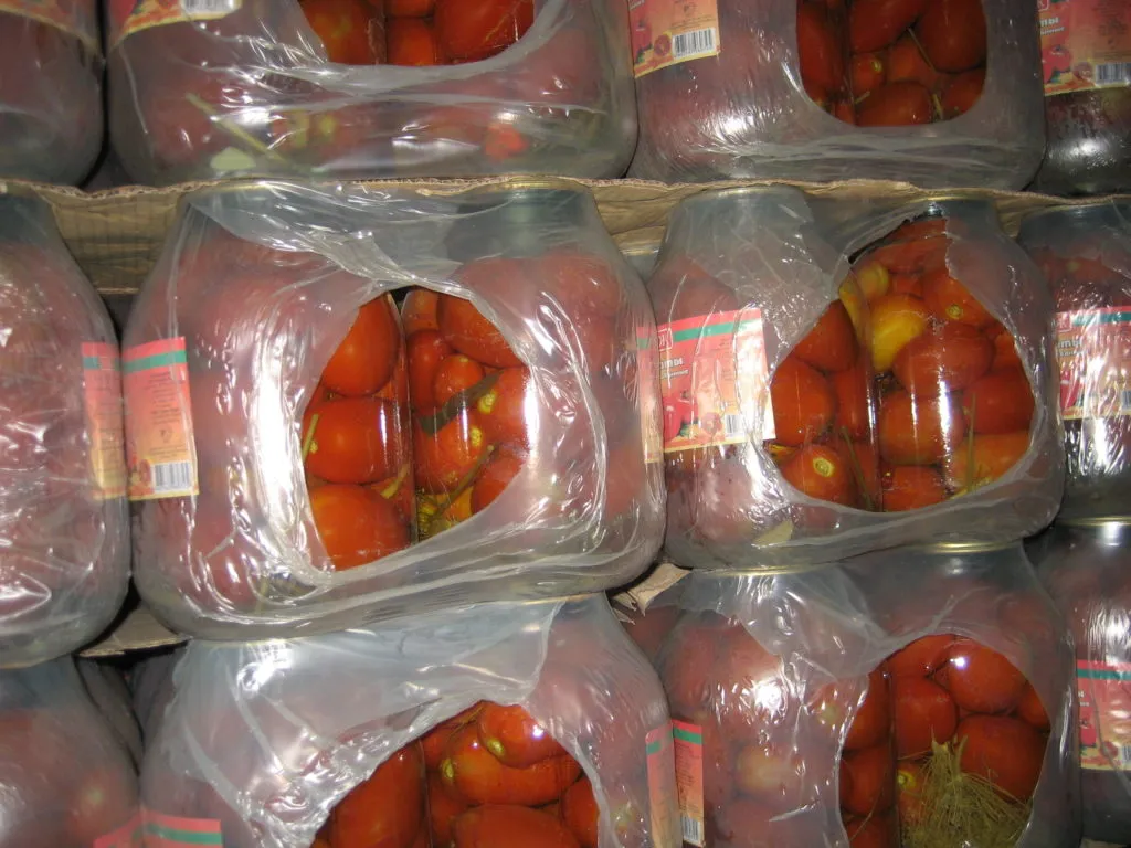 томаты красные  консервир 3 л  Кбр в Москве