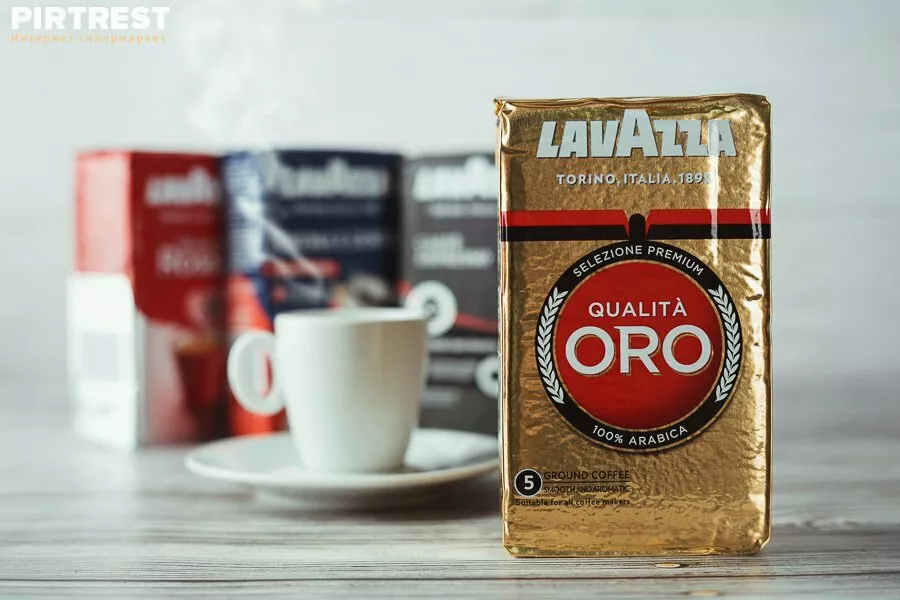 Упаковка молотого кофе. Lavazza кофе. Упаковка кофе Lavazza. Кофе молотый в пачках. Реклама кофе Lavazza.